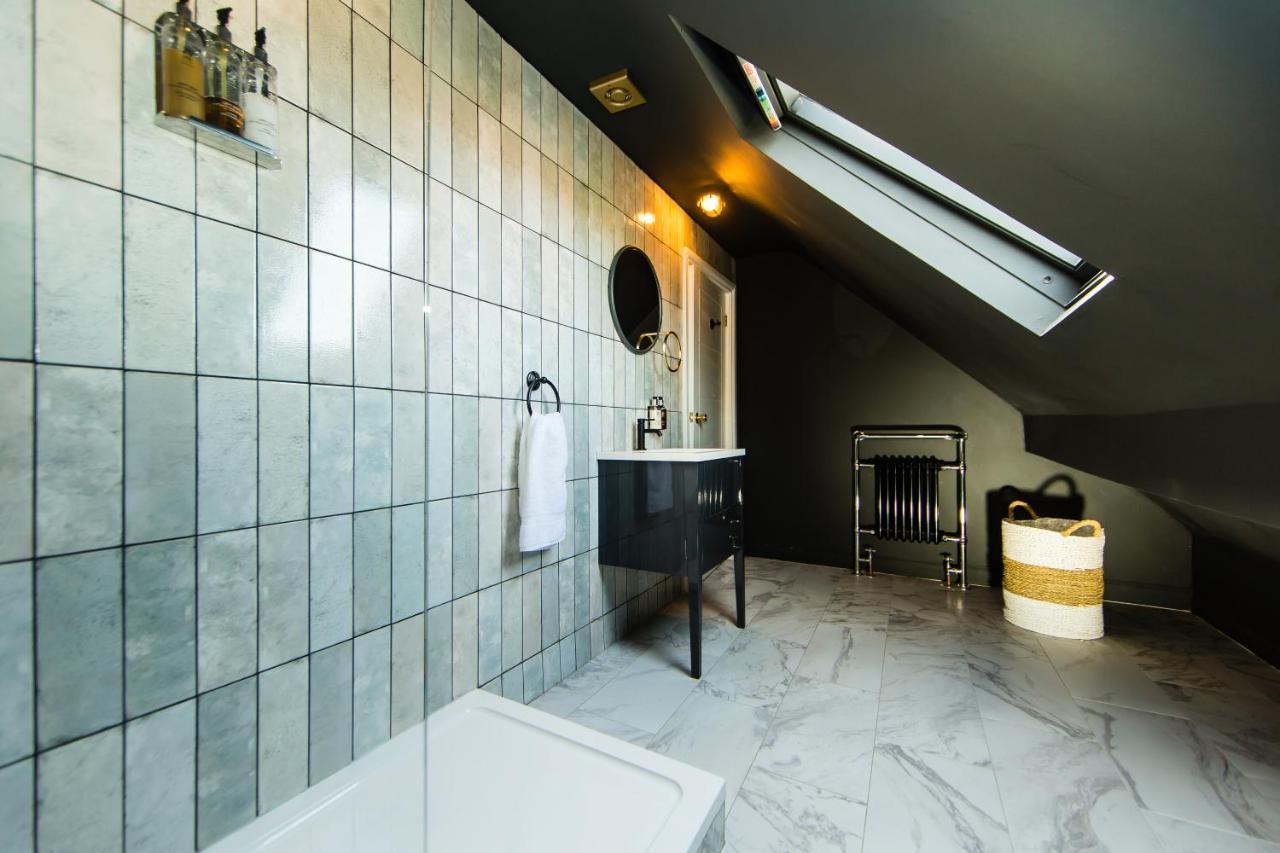 Rounton Villa By Maison Parfaite - Hot Tub - Sea Views - Parking Robin Hood's Bay Zewnętrze zdjęcie